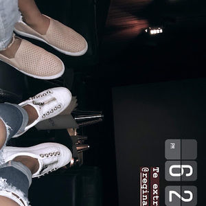 Meet your Posher, Alexia